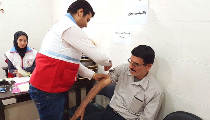 حجاج ابهری و خدابنده ای برای تزریق واکسن مننژیت اقدام کنند