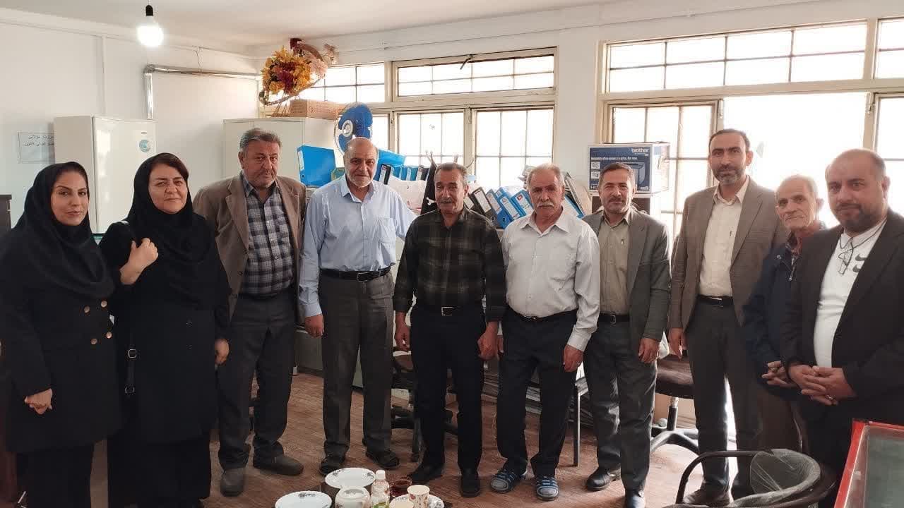 رسیدگی به امور بازنشستگان و مستمری بگیران وظیفه شرعی و سازمانی است