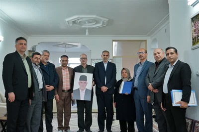 دیدار مشاور وزیر نیرو در امور ایثارگران با جمعی از خانواده های ایثارگران شرکت آبفا استان زنجان