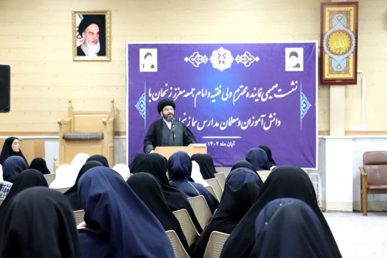 دیدار دانش‌آموزان و مسئولان سما با نماینده ولی‌فقیه؛ تأکید بر مطالعه عمیق و مشارکت در حل مسائل جامعه