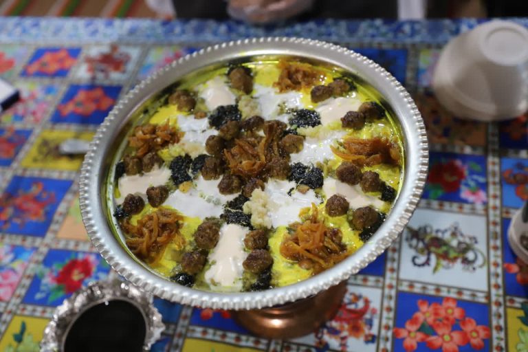 نوزدهمین جشنواره ملی آش و بیستمین نمایشگاه صنایع‌دستی زنجان آغاز می‌شود
