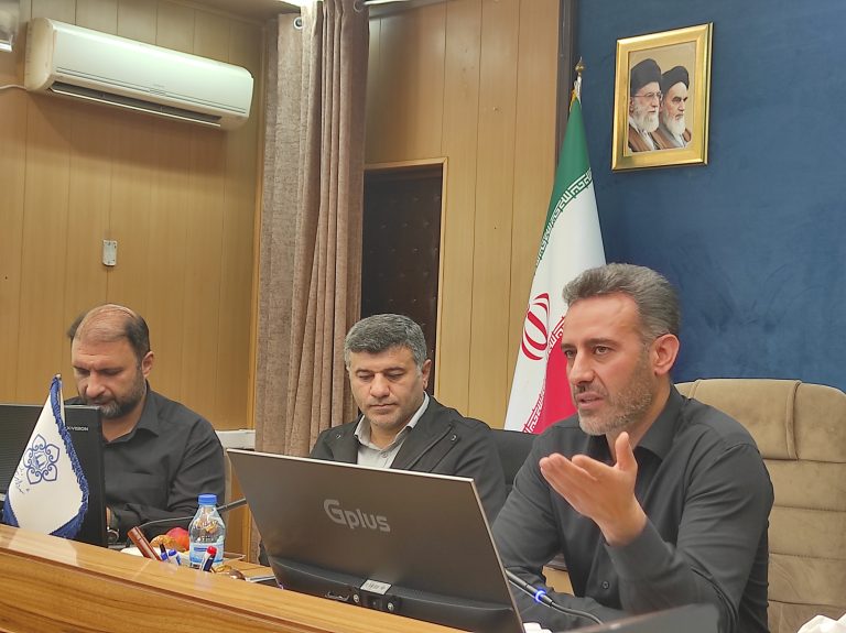 تداوم برگزاری برنامه‌های «شادوارۀ شهروندی» در زنجان با رویکرد خانواده‌محور و افزایش تعداد غرفه‌ها